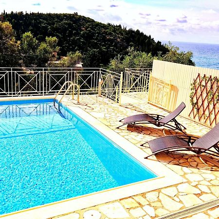 Agios Nikitas View Villa Luaran gambar