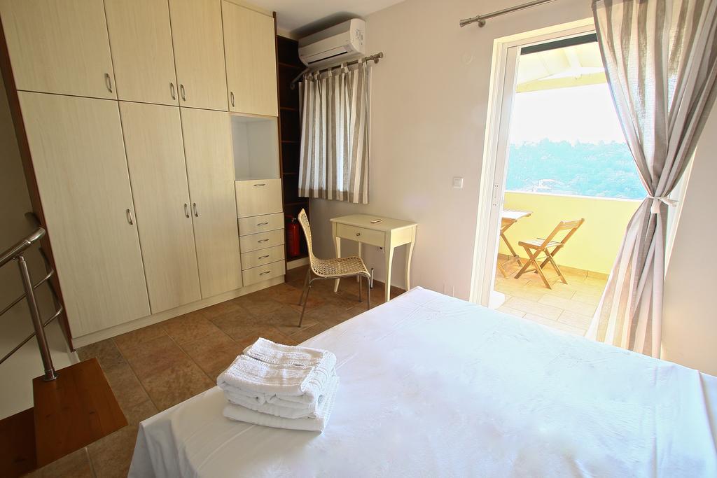 Agios Nikitas View Villa Luaran gambar